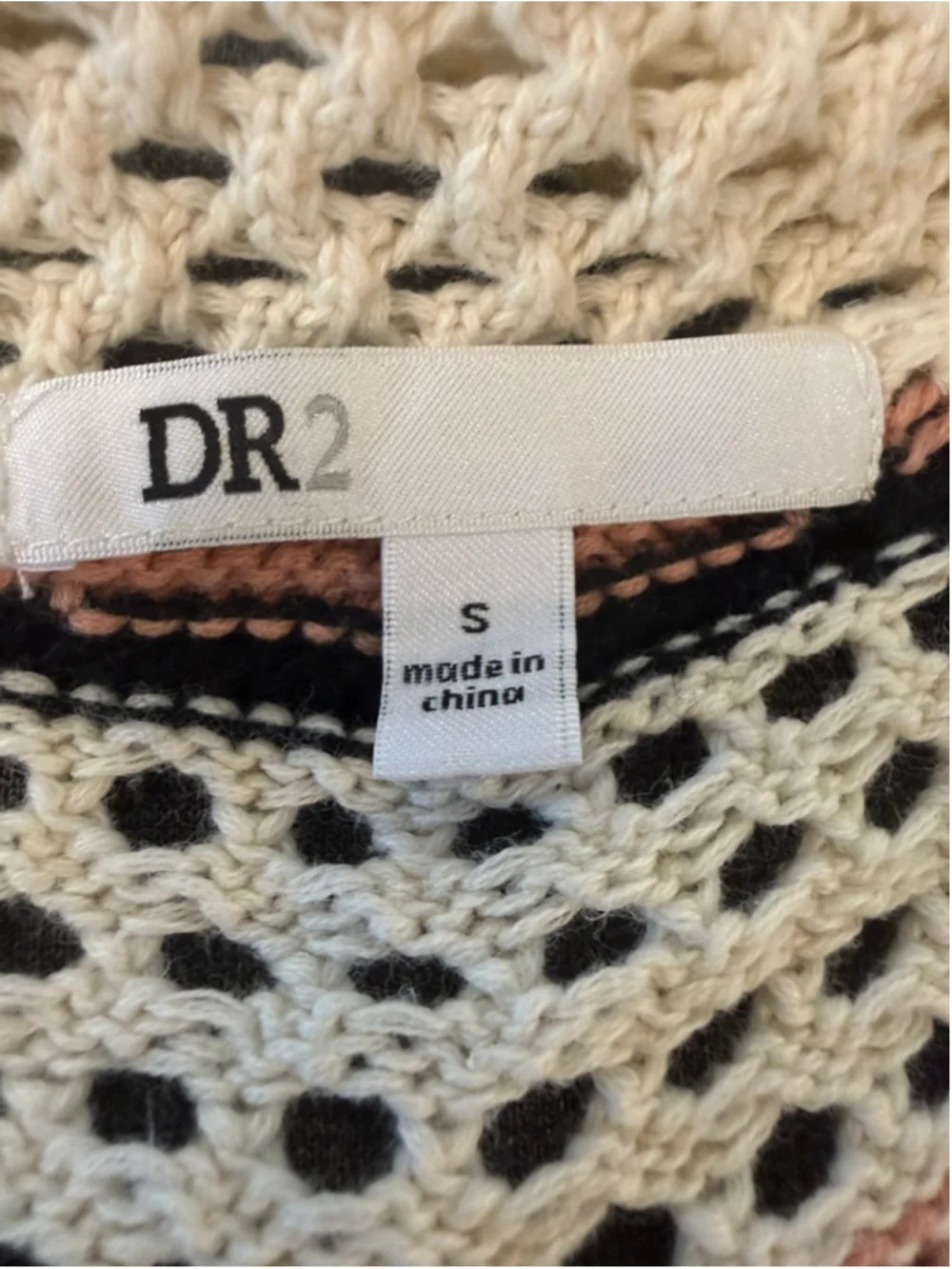 DR2 DANIEL RAINN short sleeve cardigan bone pink black zigzag scalloped trim S